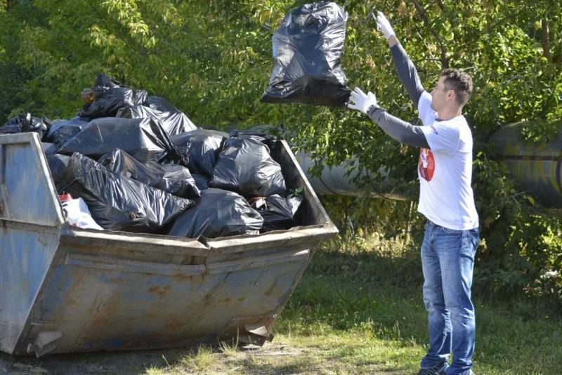 Всемирный день чистоты в Иванове: экологический десант в сосновом лесу